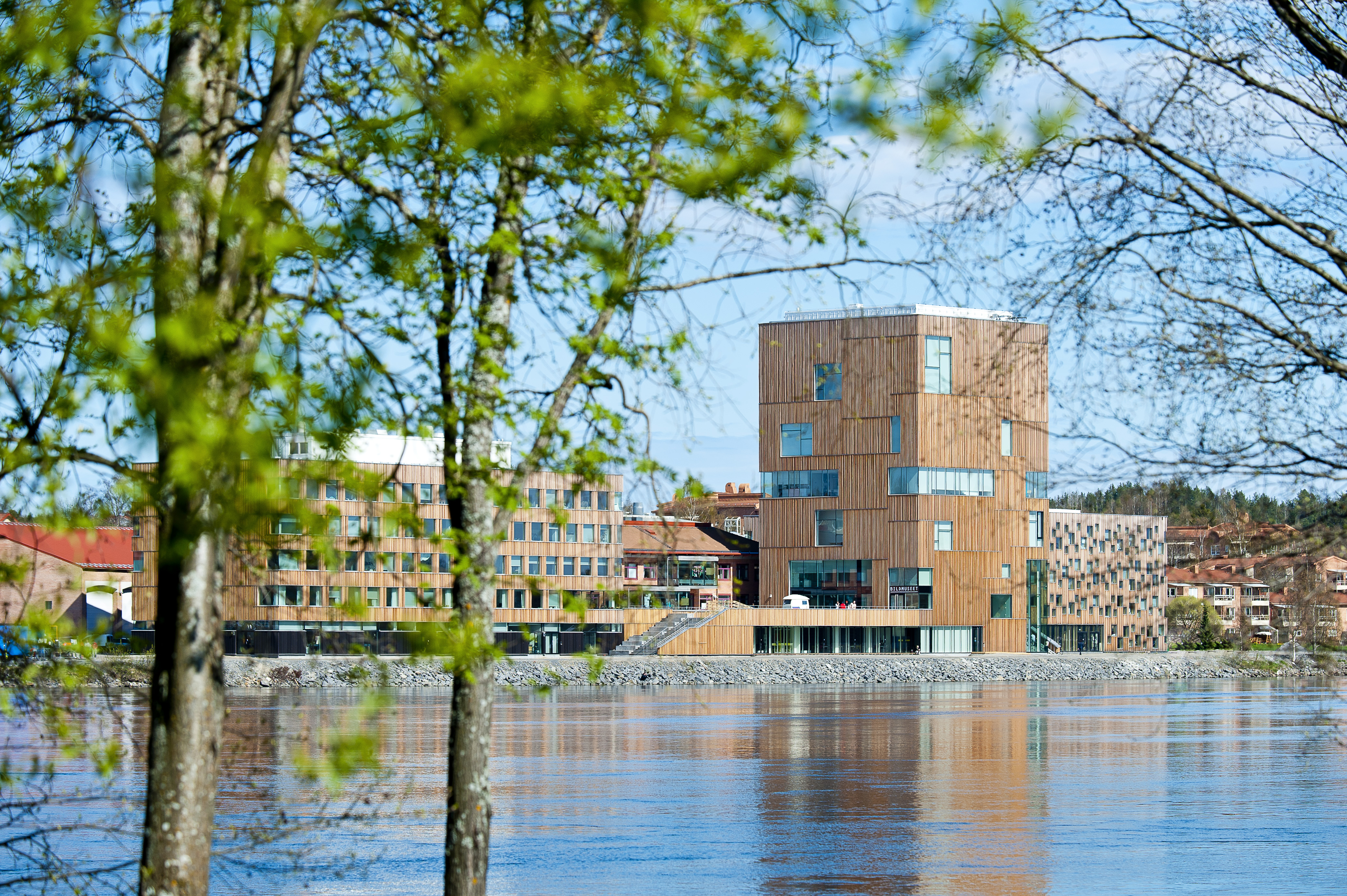 Lang kø for å studere meänkieli