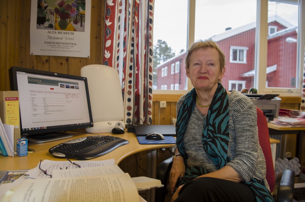 Irene Andreassen er egentlig pensjonist, men jobber videre med den kvenske stedsnavntjenesten. KUVA HEIDI NILIMA MONSEN