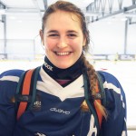 Sigrun Pettersdatter Eriksen Puolustaaja Syntyny: 1977 Vesisaaressa Pelikarriääri: Flatås IL 2004-2006, Tromsø Hockey 2006-2011, Murrayfield 2011-2012. Utlånt til Narvik 2013-2014