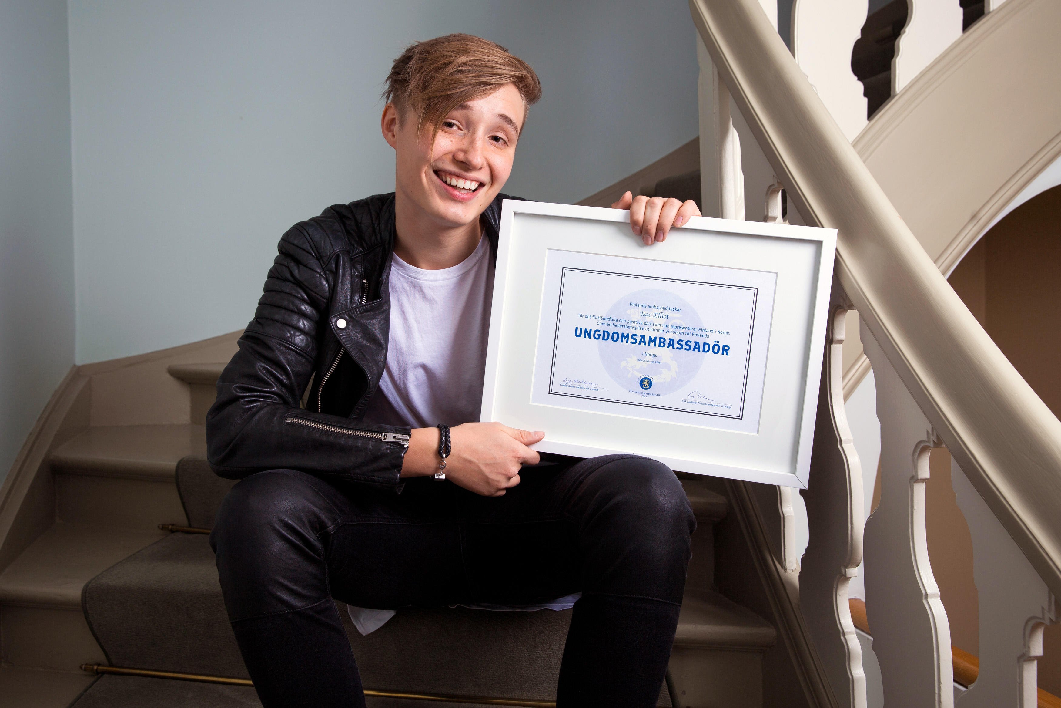 Isac Elliot rakentaa siltoja Suomen ja Norjan välille