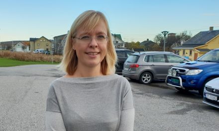 Kväänin kielipalkinon 2019 annethaan Liisa Koivulehole