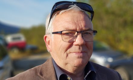Drama i Tana: Valgte enstemmig kollektiv utmelding