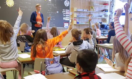 Kvenfolkets dag i skoler • Kväänikansan päivä kouluissa