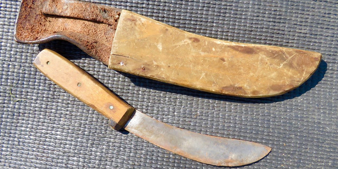 Vanhaa veitti • Gammel kniv