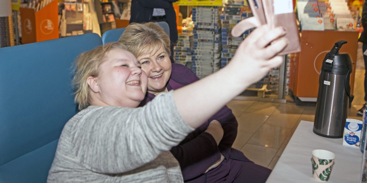 Fikk både selfie og kvenprat med Statsministeren