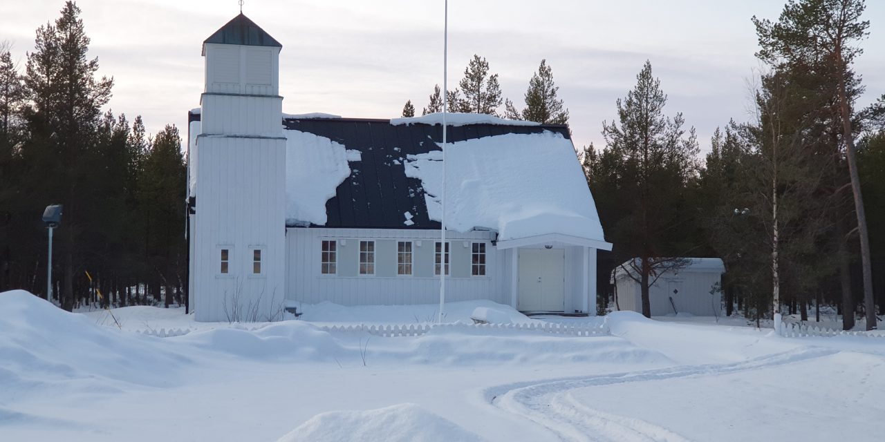 Kvenkommune må stenge kirker