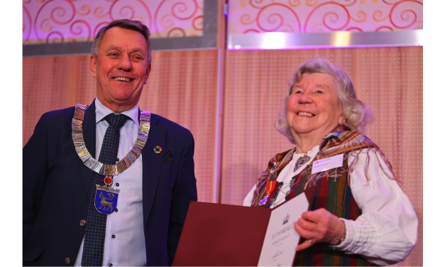 Kongens fortjenestemedalje utdelt kvensk ildsjel