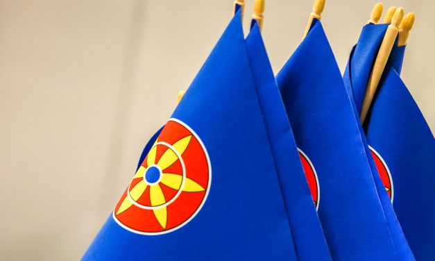 Ruijan Radio: Finne røtter og lære gloser