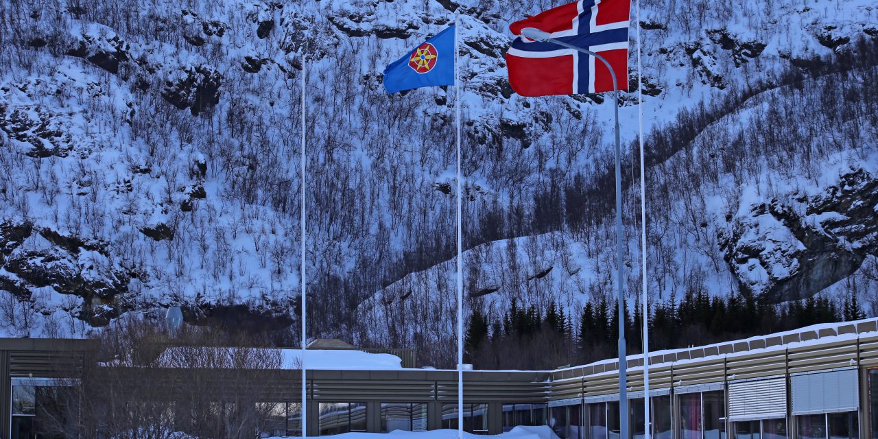 «For elever på 10. trinn og i videregående skole»