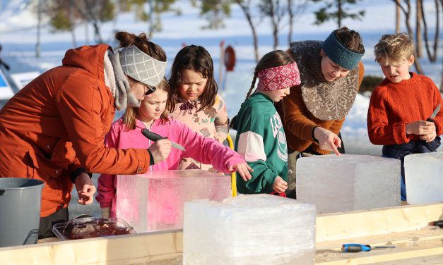 Iskald invitasjon: Like artig for store som små