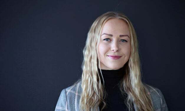 Hun blir kvensk teaterinspisient