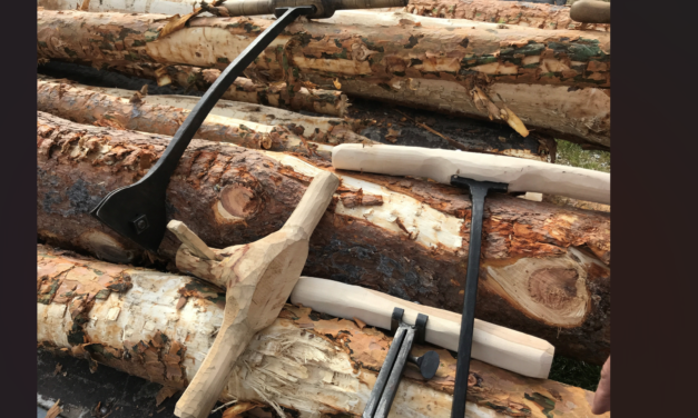 Det blir en ved smia og en for elvebåtene