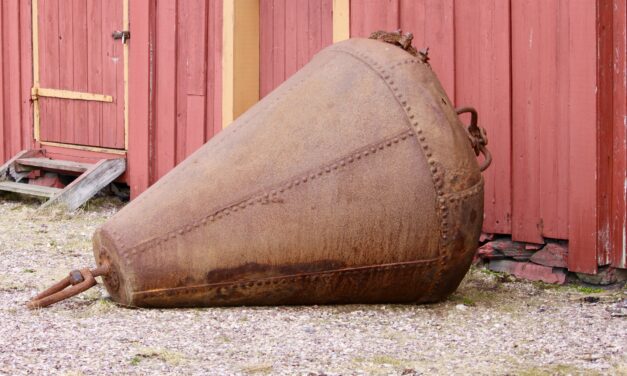 Rusten bøye • Ruostunu poiju