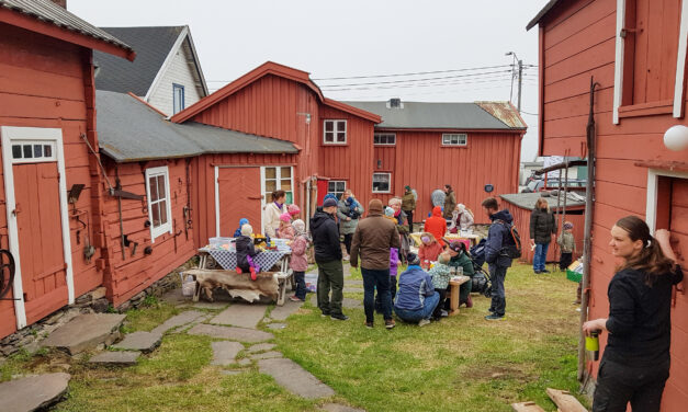 Har du sett fjøsnissen på Tuomainengården?