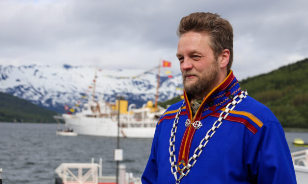 Ruijan Radio: Urfolksstatus og kar fra Lahti til Vadsø