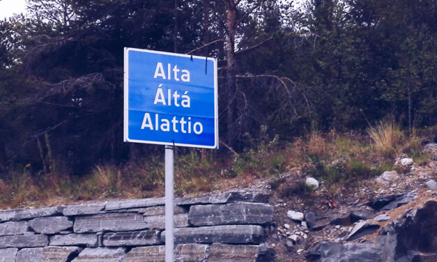 Skifter fra «komuuni» til «kunta»