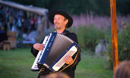 Beddari tar roret i nyetablert forbund