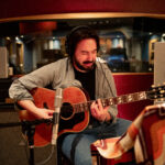 Fra Taylor Swift til kvensk språk: – Jeg er nok bortskjemt på fine øyeblikk