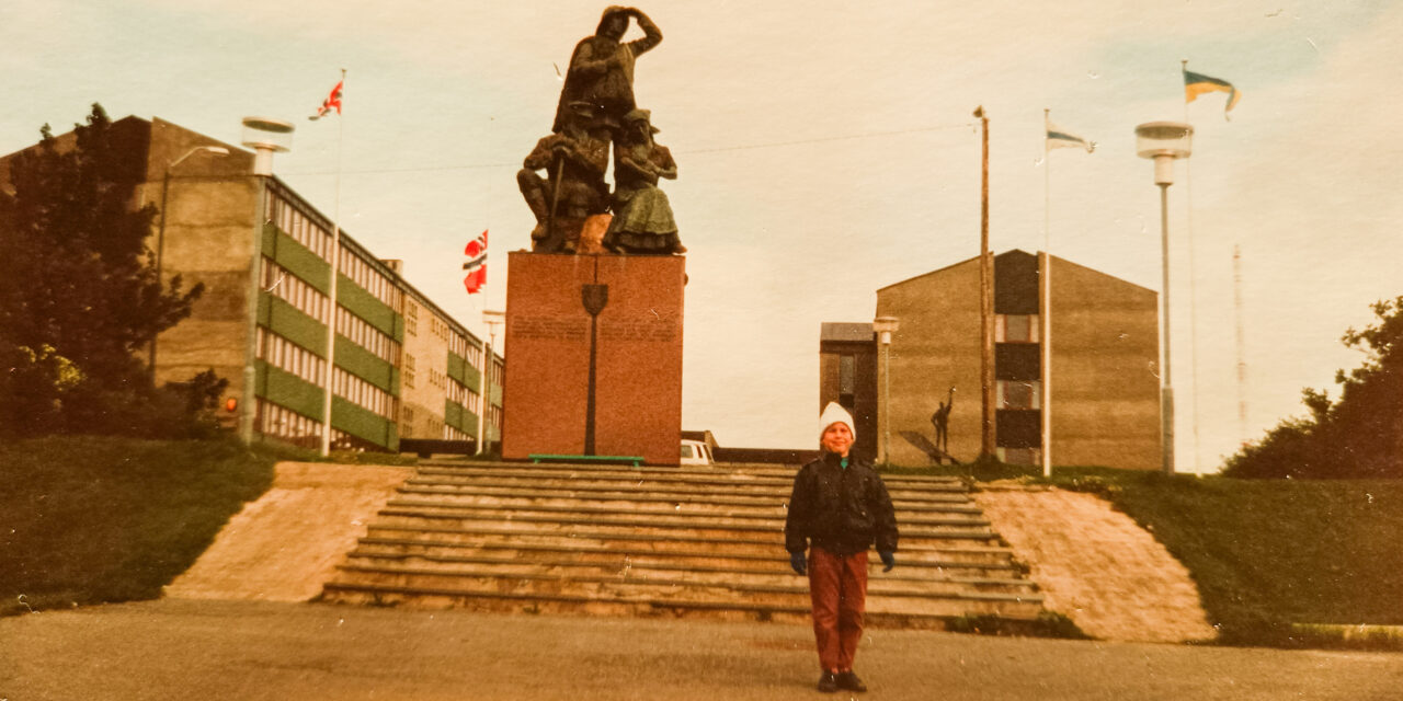 Fortelling om førstelektoren i kvensk sin første reise til Nord-Norge år 1993