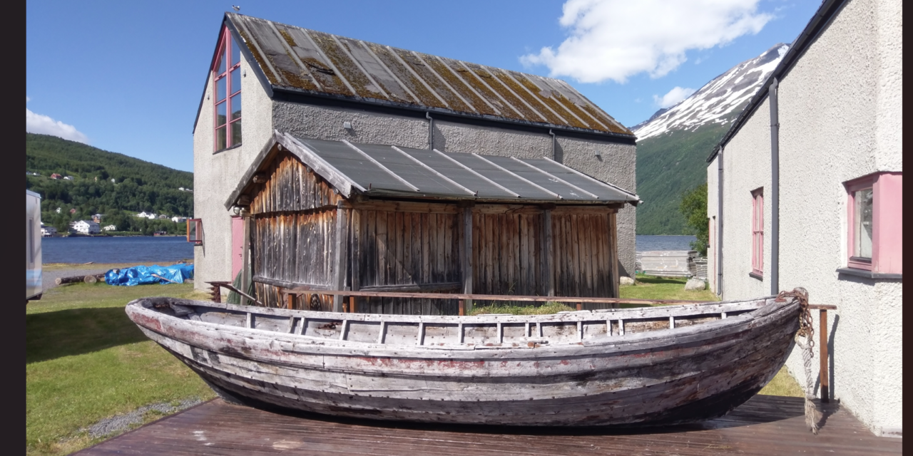 Fjærasjå og fiskefarkost • Kaja fieruassa ja fiskuvenet