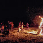 Er julebukker, nuuttipukit og nyttårsnisser beslektet?