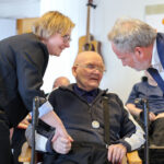 Hans (95) reddet Nergaardhuset – Bar ut over 5000 bøtter med masser