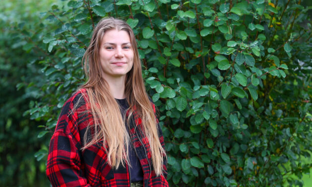 «Jeg er trøtt av å prate om språket. Jeg vil bare prate språket»